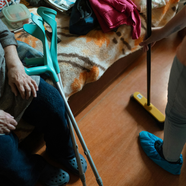 Pflegedienst und Betreuungsdienst-Alltagshilfe CuraVital-Organisation im Haushalt Pflegedienst und Betreuungsdienst-Alltagshilfe CuraVital-Organisation im Haushalt